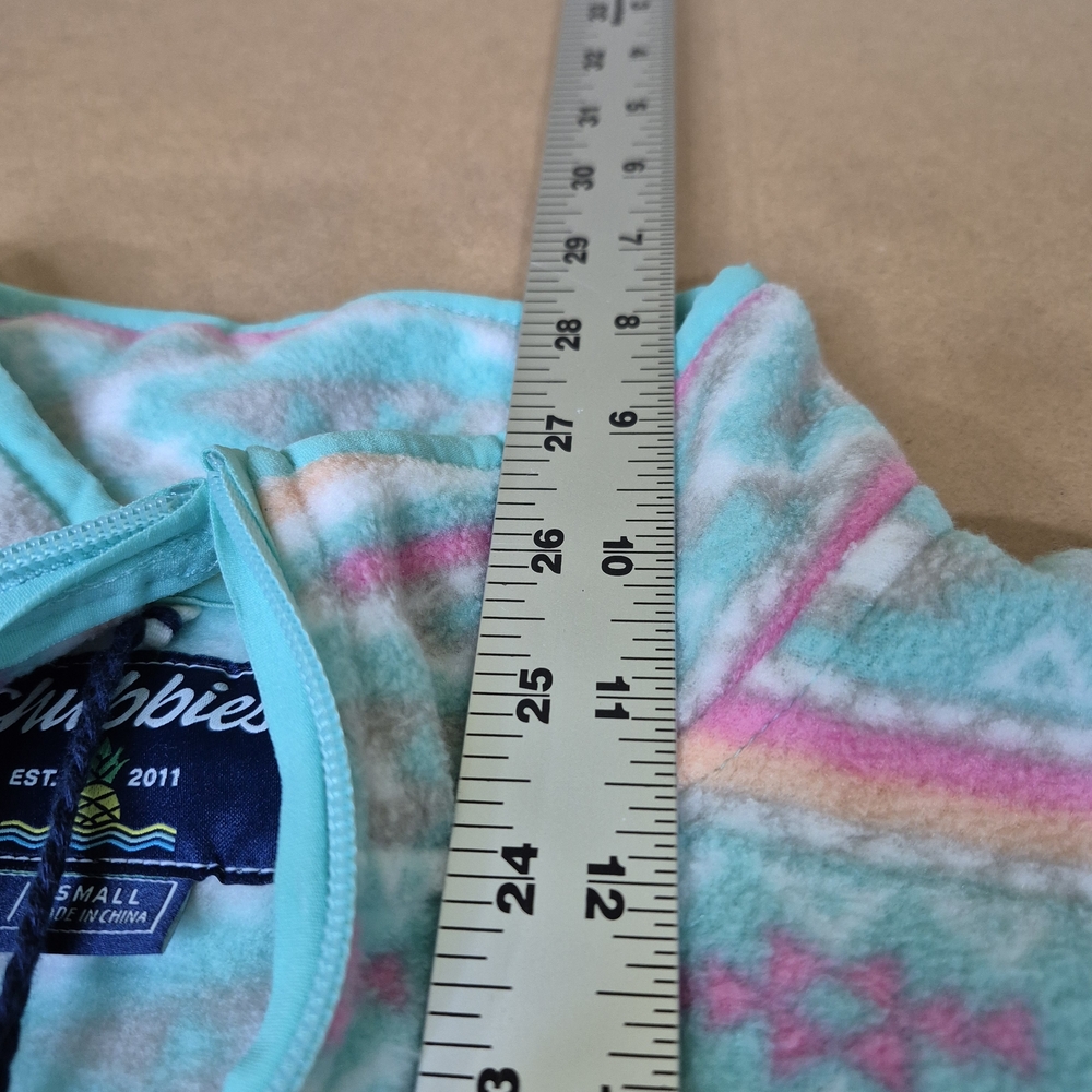Chubbies Colorful Patterned Pullover - Picture 7 of 8